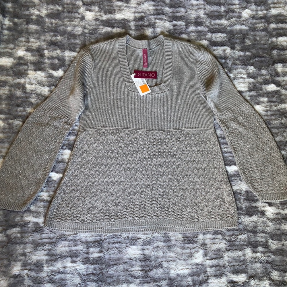 🌟NWT! Gitano Large Solid Gray w/ Silver Sparkles Knitted Long Sleeve Sweater